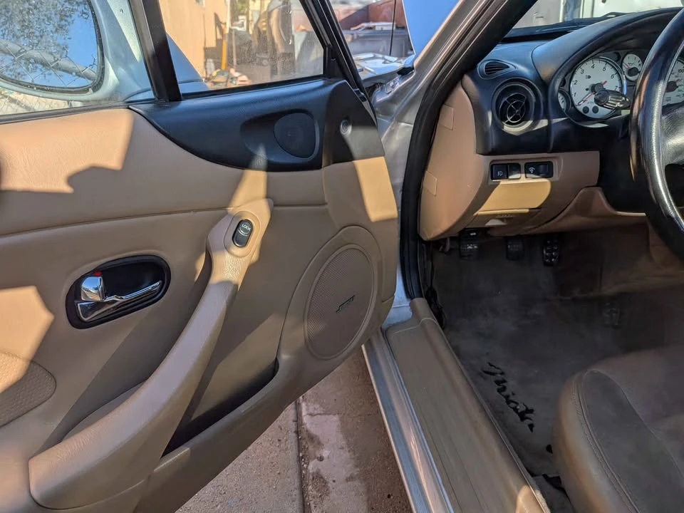 2001 Mazda NB MX-5 Miata - Image 17 of 18