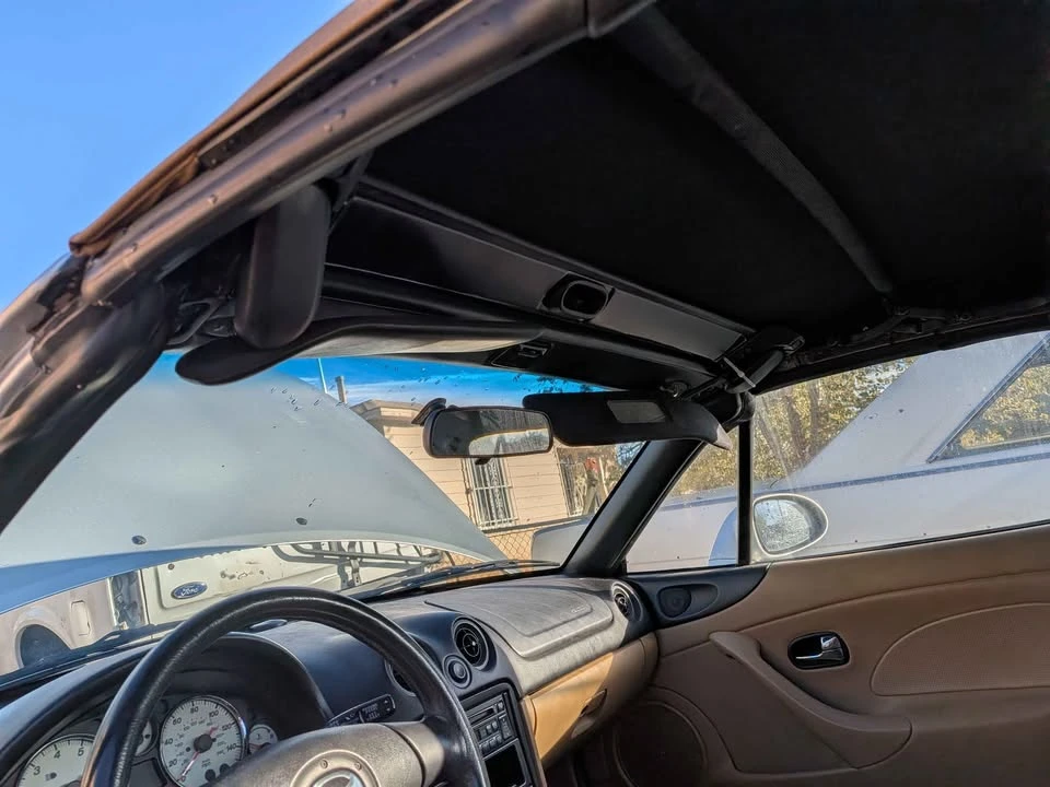 2001 Mazda NB MX-5 Miata - Image 18 of 18