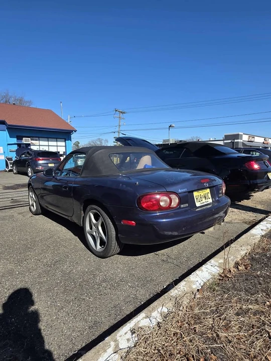 2001 Mazda NB MX-5 Miata - Image 6 of 18
