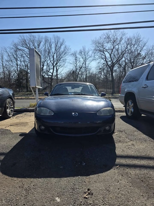 2001 Mazda NB MX-5 Miata - Image 9 of 18