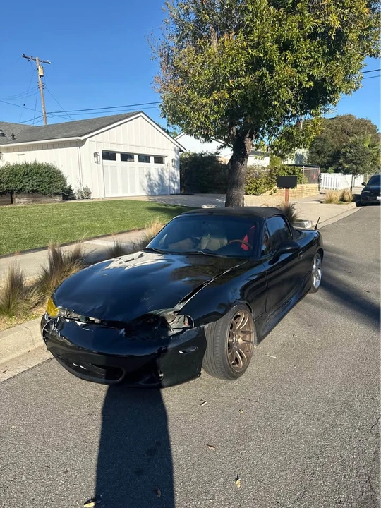 2001 Mazda NB MX-5 Miata - Image 3 of 5