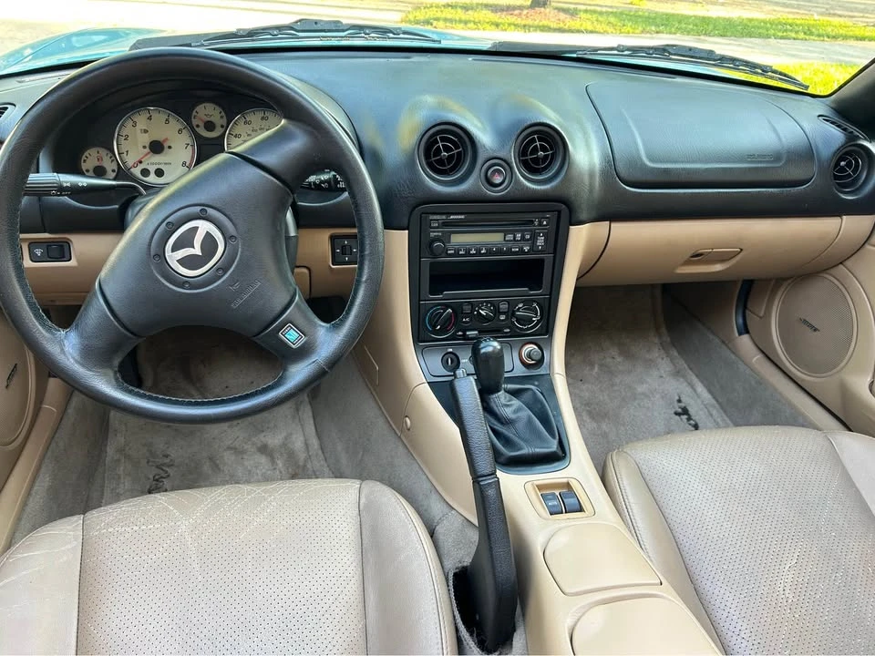 2001 Mazda NB MX-5 Miata - Image 4 of 4