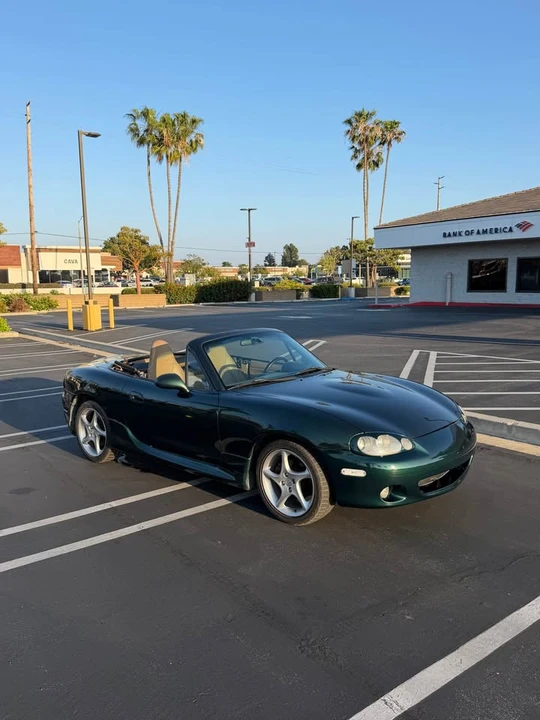 2001 Mazda NB MX-5 Miata - Image 4 of 10
