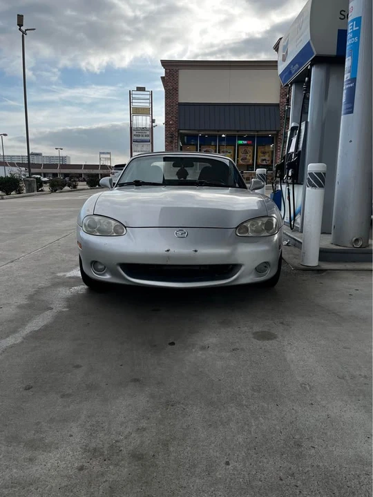 2001 Mazda NB MX-5 Miata - Image 3 of 10
