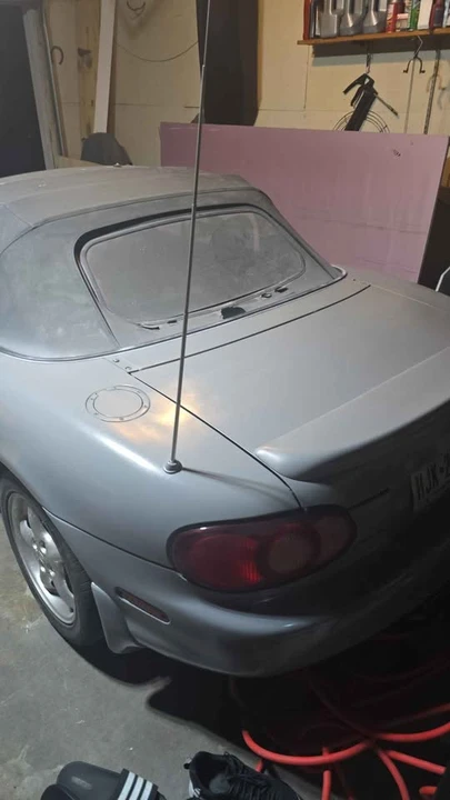 2001 Mazda NB MX-5 Miata - Image 3 of 7