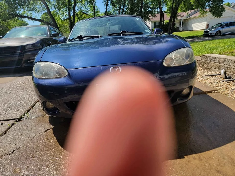 2001 Mazda NB MX-5 Miata - Image 9 of 11