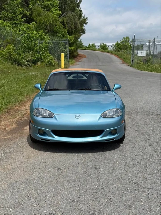 2001 Mazda NB MX-5 Miata - Image 2 of 19