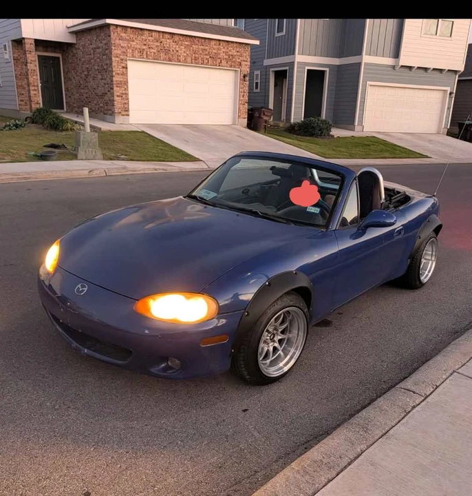 2001 Mazda NB MX-5 Miata - Image 6 of 9