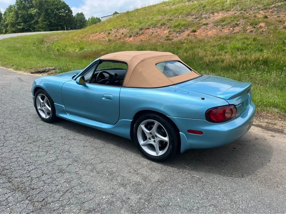 2001 Mazda NB MX-5 Miata - Image 6 of 19