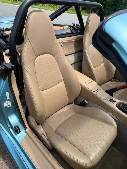 2001 Mazda NB MX-5 Miata - Image 16 of 19