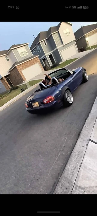 2001 Mazda NB MX-5 Miata - Image 9 of 9