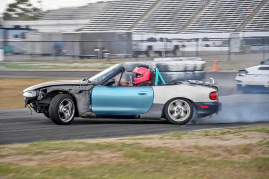 2001 Mazda MX-5 Miata LS