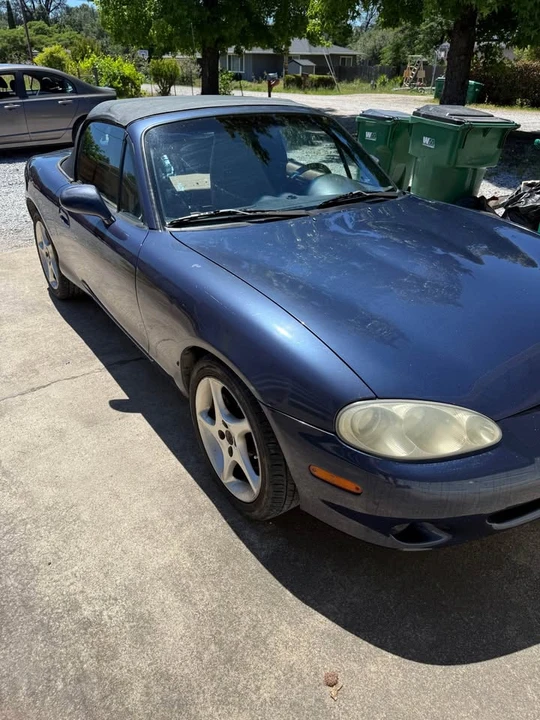 2001 Mazda NB MX-5 Miata - Image 7 of 16