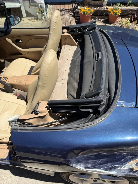 2001 Mazda NB MX-5 Miata - Image 3 of 16