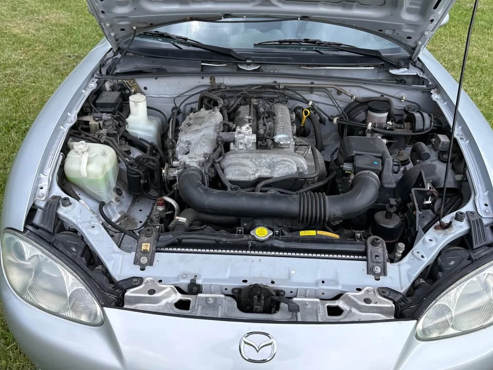 2001 Mazda NB MX-5 Miata - Image 12 of 16