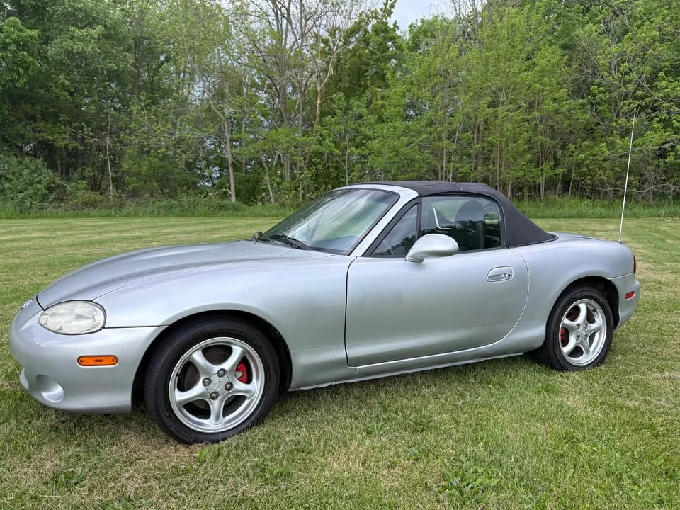 2001 Mazda NB MX-5 Miata - Image 7 of 16