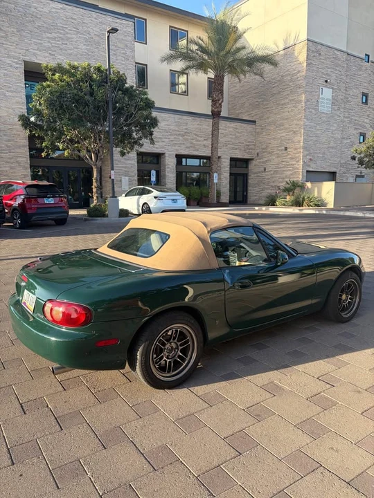 2001 Mazda NB MX-5 Miata - Image 2 of 4