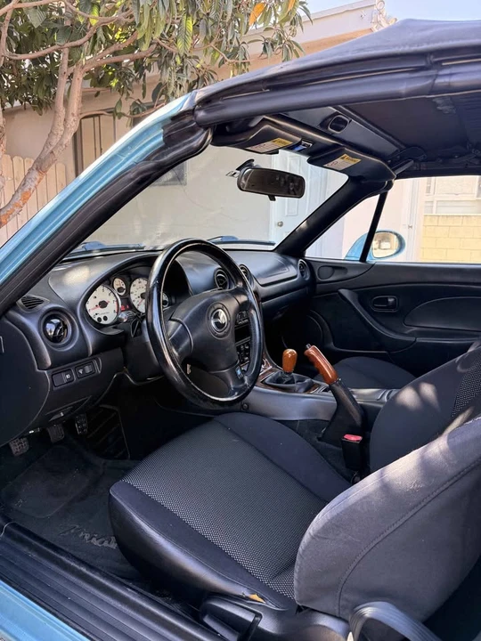 2001 Mazda NB MX-5 Miata - Image 8 of 11