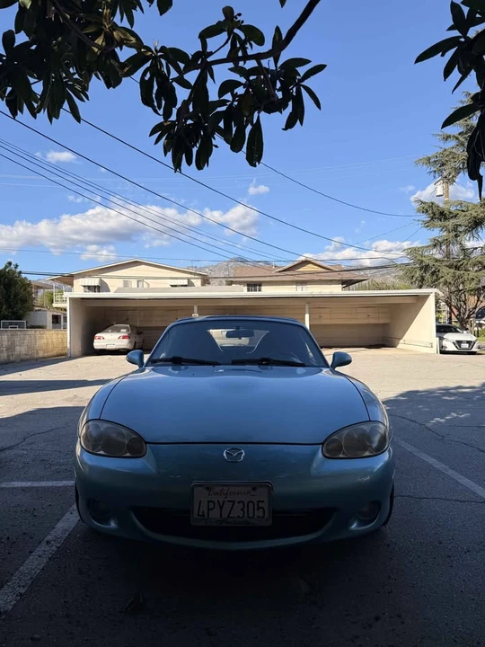 2001 Mazda NB MX-5 Miata - Image 2 of 11
