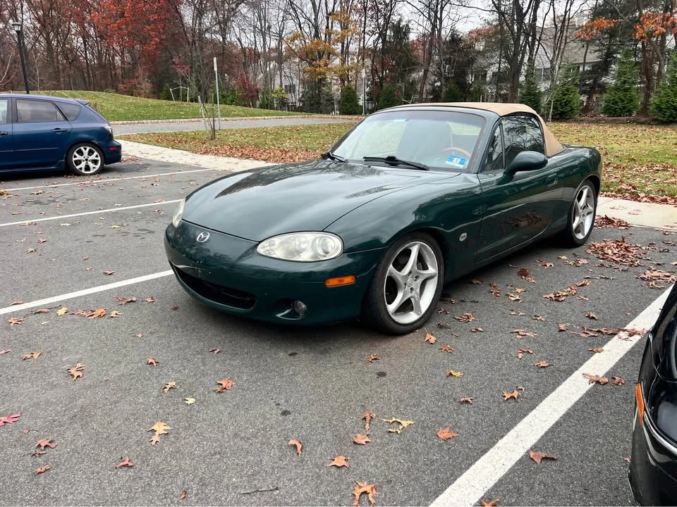 2001 Mazda NB MX-5 Miata - Image 4 of 13