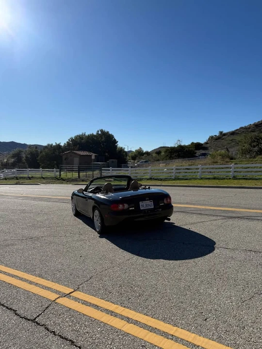 2001 Mazda NB MX-5 Miata - Image 3 of 17