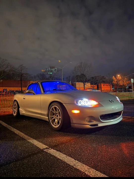 2001 Mazda NB MX-5 Miata - Image 5 of 7