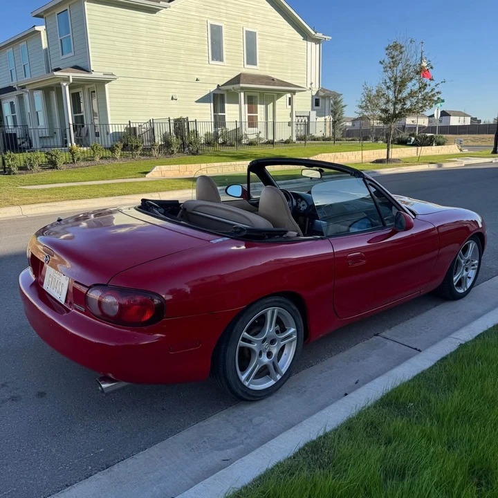 2001 Mazda NB MX-5 Miata - Image 3 of 11