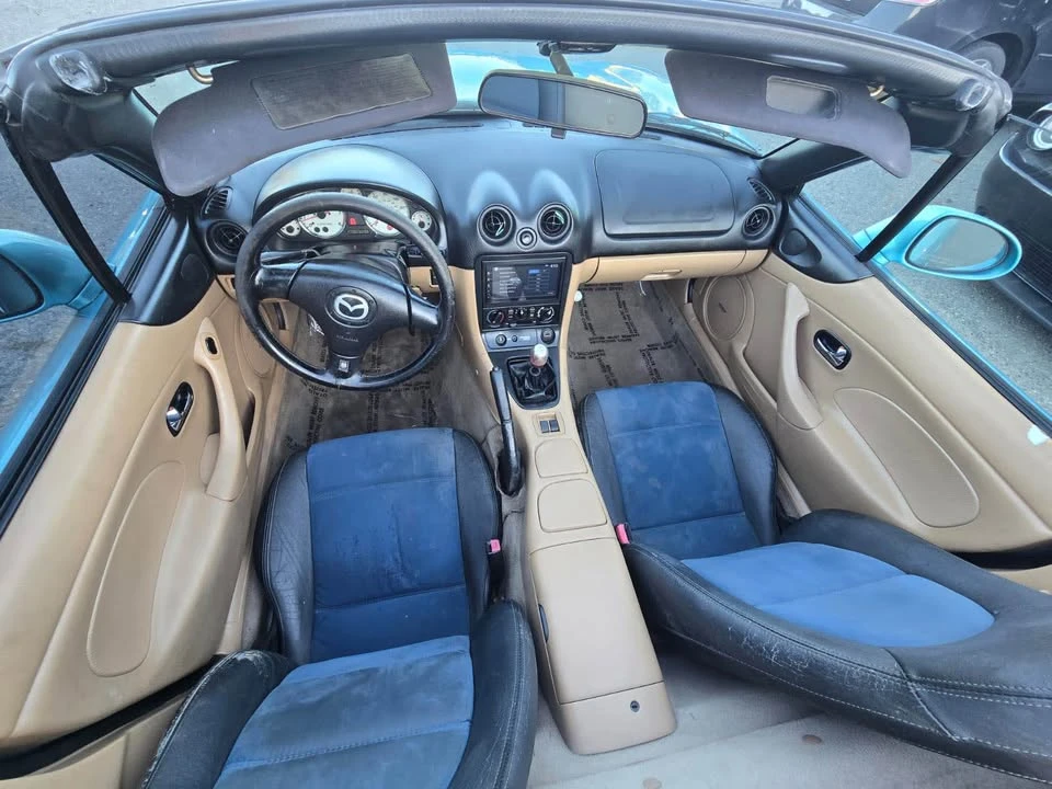 2001 Mazda NB MX-5 Miata - Image 14 of 15