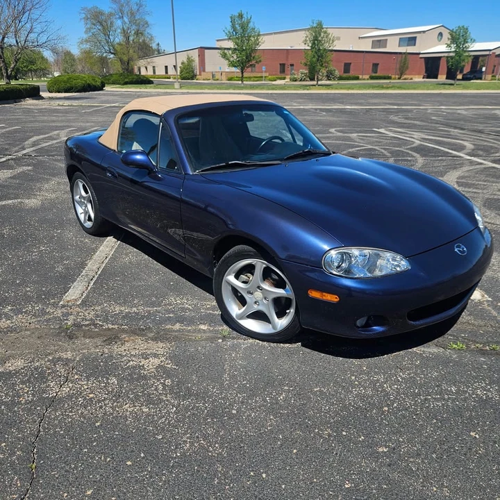 2001 Mazda NB MX-5 Miata - Image 8 of 8
