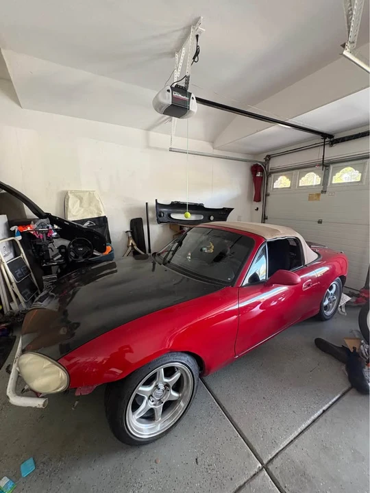 2001 Mazda NB MX-5 Miata - Image 4 of 5