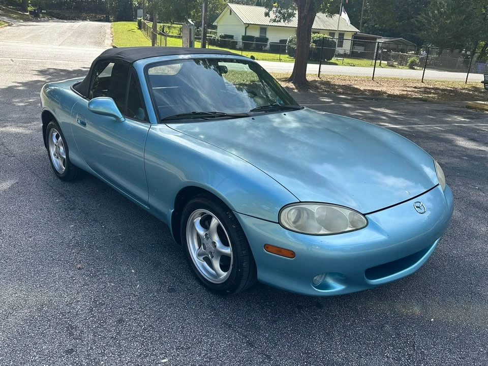2001 Mazda NB MX-5 Miata - Image 2 of 14