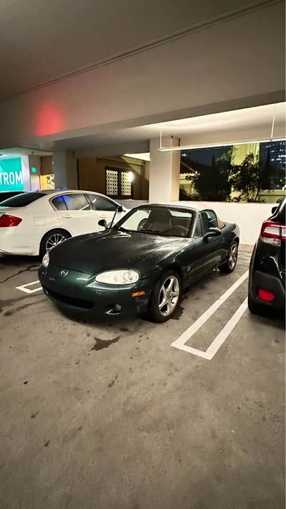 2001 Mazda NB MX-5 Miata - Image 10 of 11