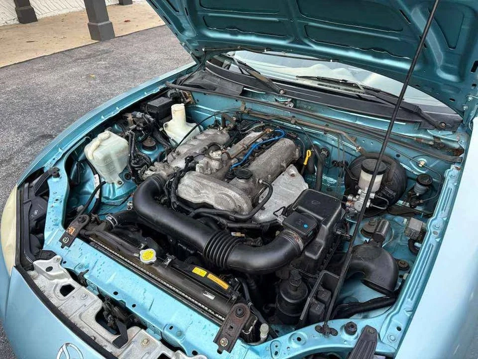 2001 Mazda NB MX-5 Miata - Image 14 of 20