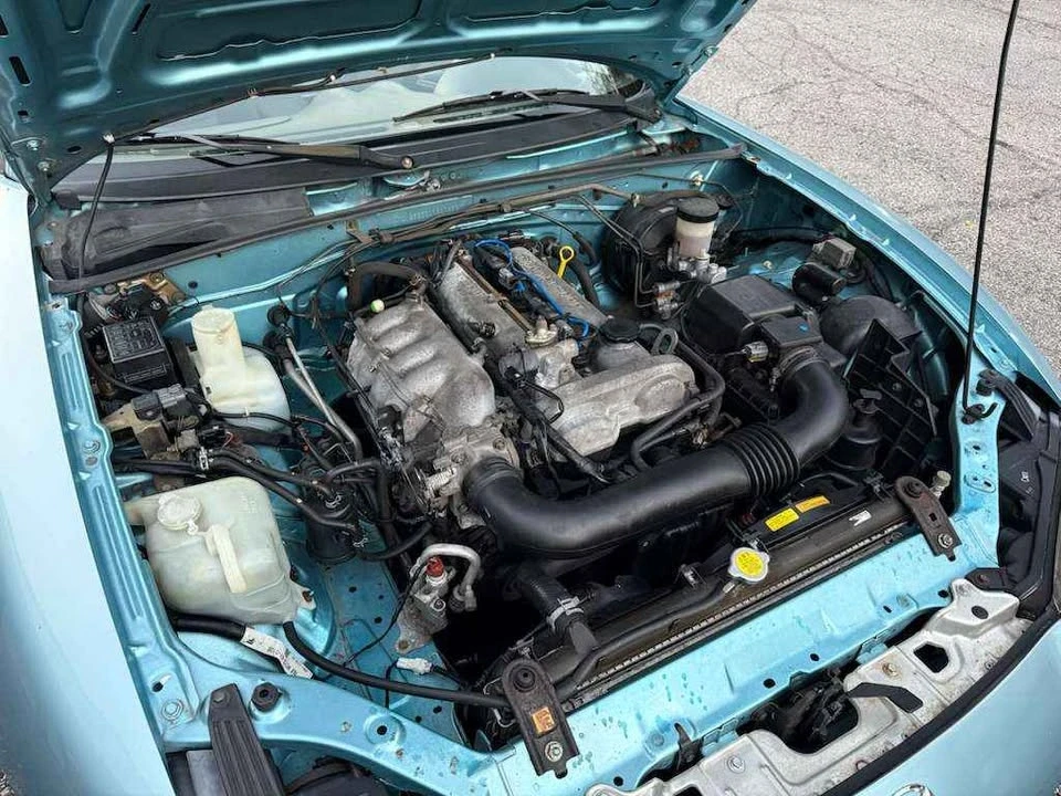 2001 Mazda NB MX-5 Miata - Image 15 of 20