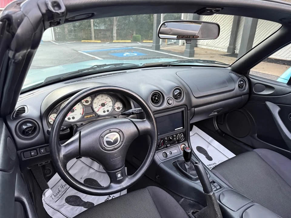2001 Mazda NB MX-5 Miata - Image 10 of 20