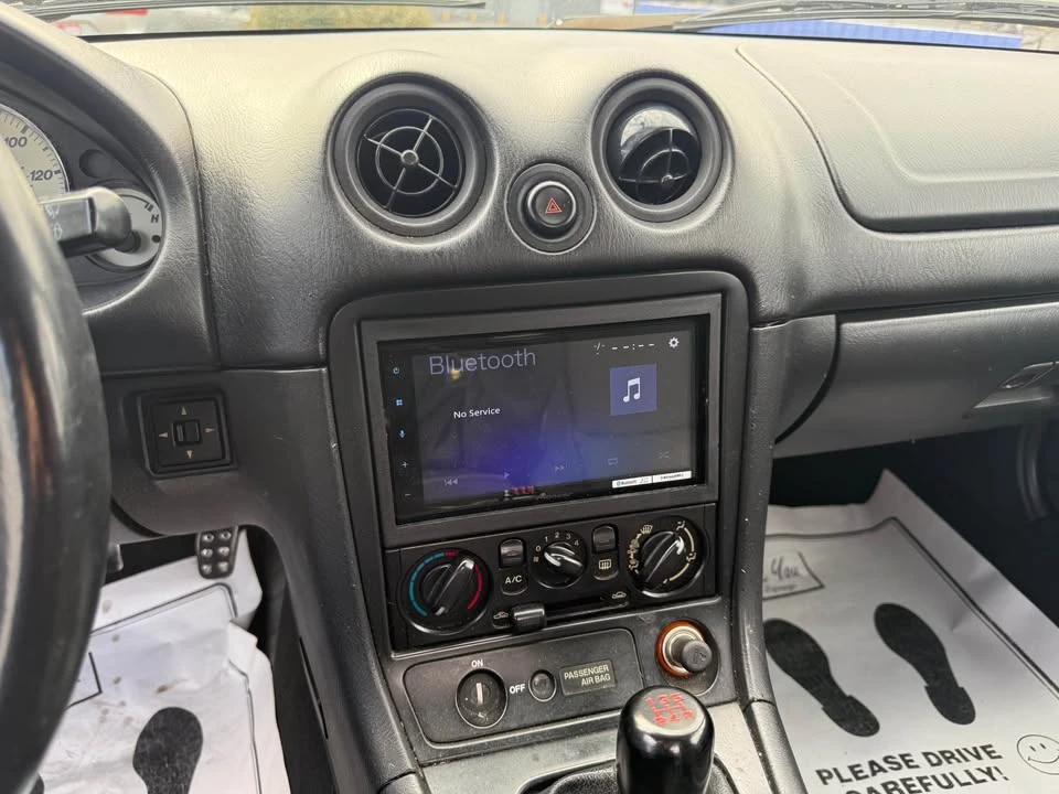 2001 Mazda NB MX-5 Miata - Image 18 of 20