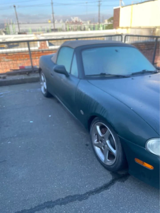 2001 Mazda NB MX-5 Miata - Image 4 of 7