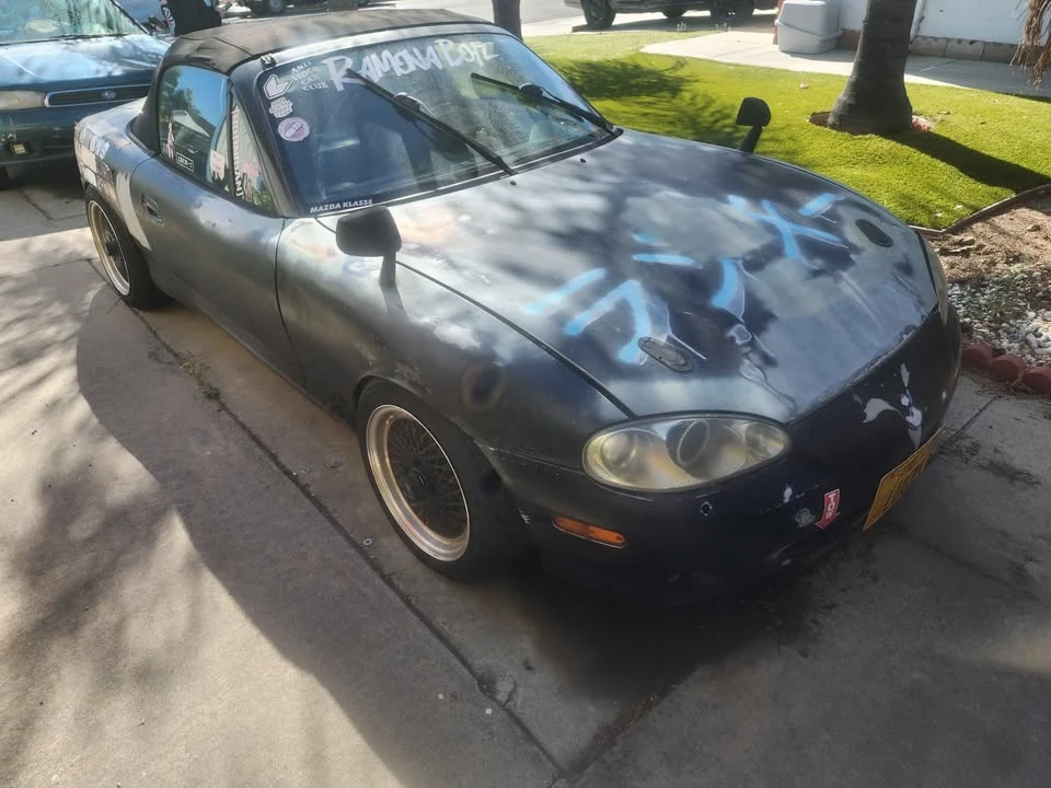 2001 Mazda NB MX-5 Miata - Image 2 of 7