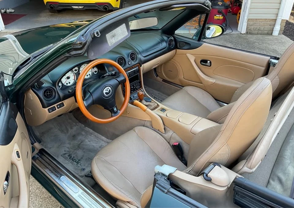 2001 Mazda NB MX-5 Miata - Image 2 of 4