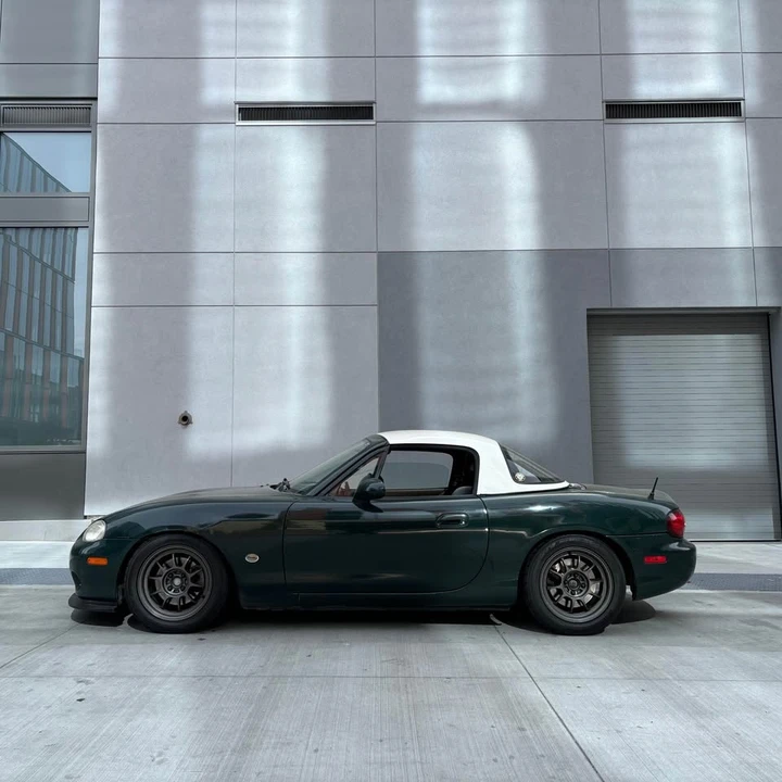 2001 Mazda NB MX-5 Miata - Image 2 of 9