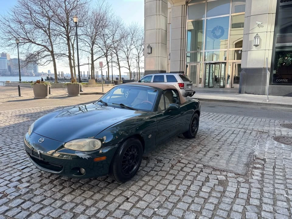 2001 Mazda NB MX-5 Miata - Image 2 of 20