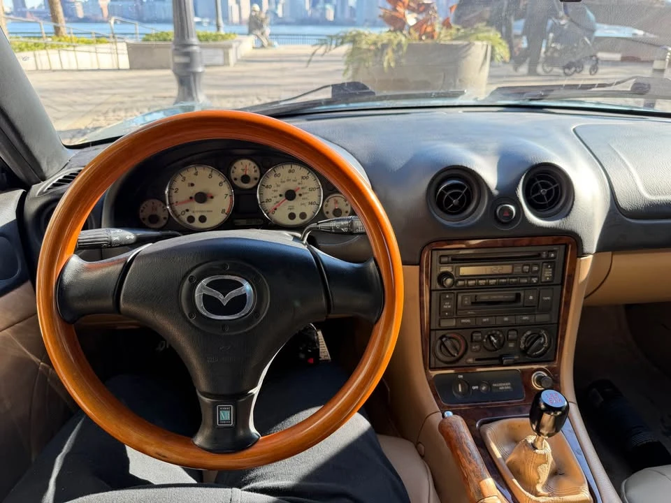 2001 Mazda NB MX-5 Miata - Image 19 of 20