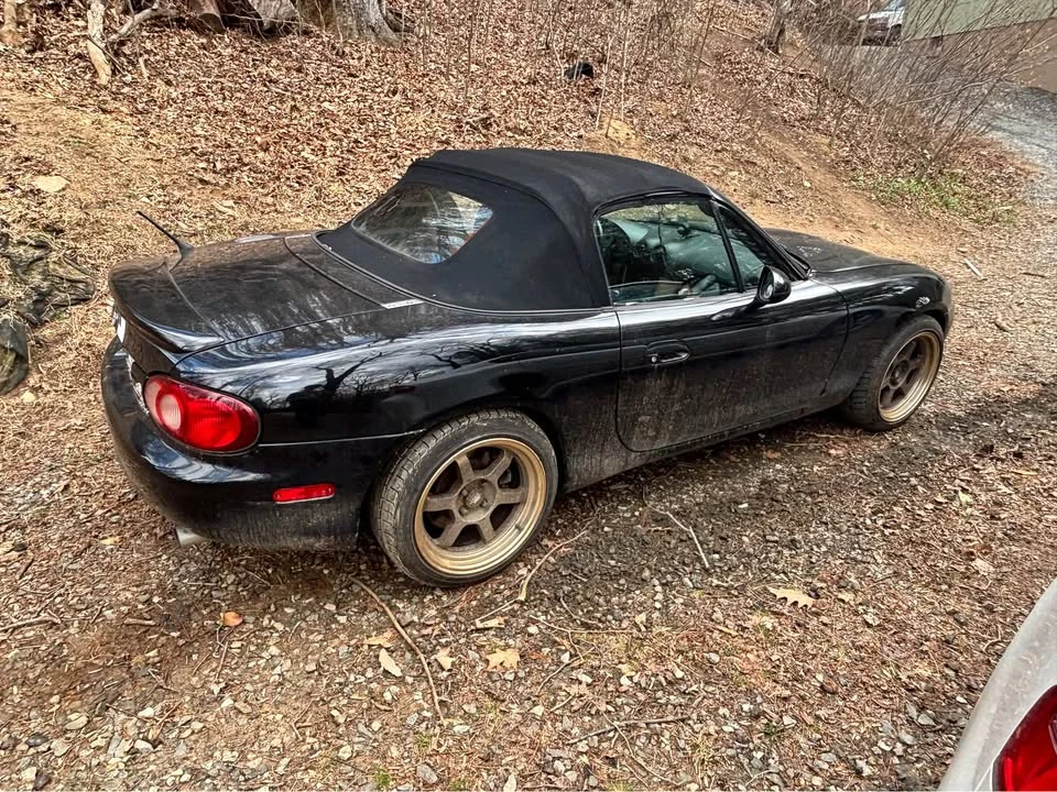 2001 Mazda NB MX-5 Miata - Image 3 of 6