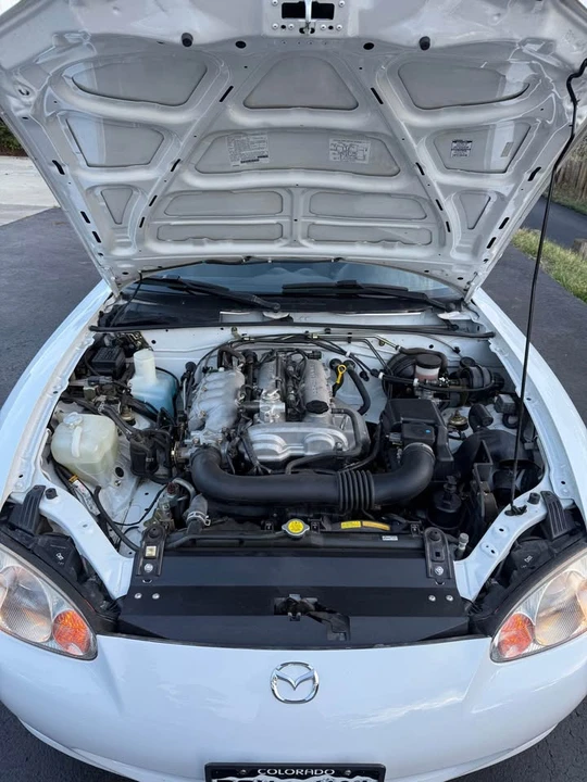 2001 Mazda NB MX-5 Miata - Image 8 of 16