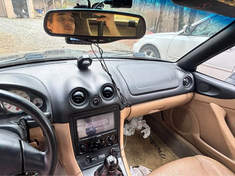 2001 Mazda NB MX-5 Miata - Image 5 of 6