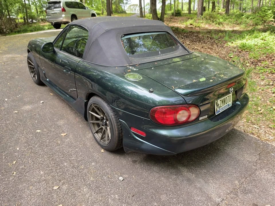 2001 Mazda NB MX-5 Miata - Image 4 of 9