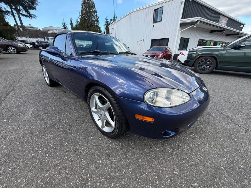 2001 Mazda NB MX-5 Miata - Image 2 of 15
