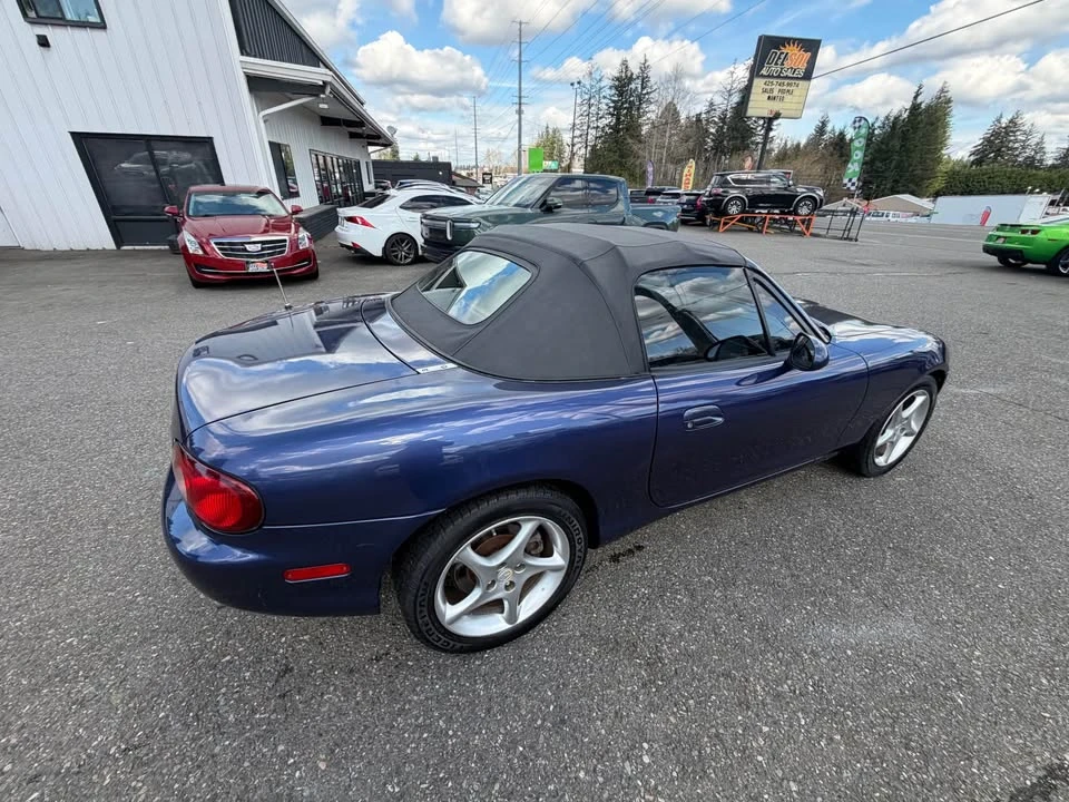 2001 Mazda NB MX-5 Miata - Image 3 of 15