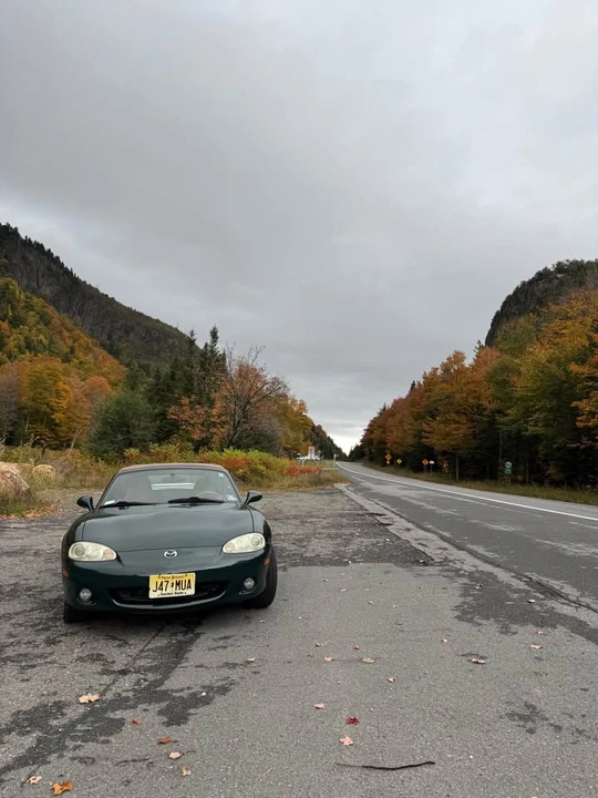 2001 Mazda NB MX-5 Miata - Image 4 of 11