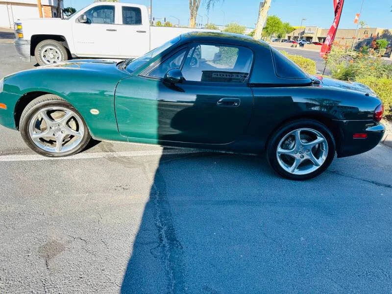 2001 Mazda NB MX-5 Miata - Image 4 of 19